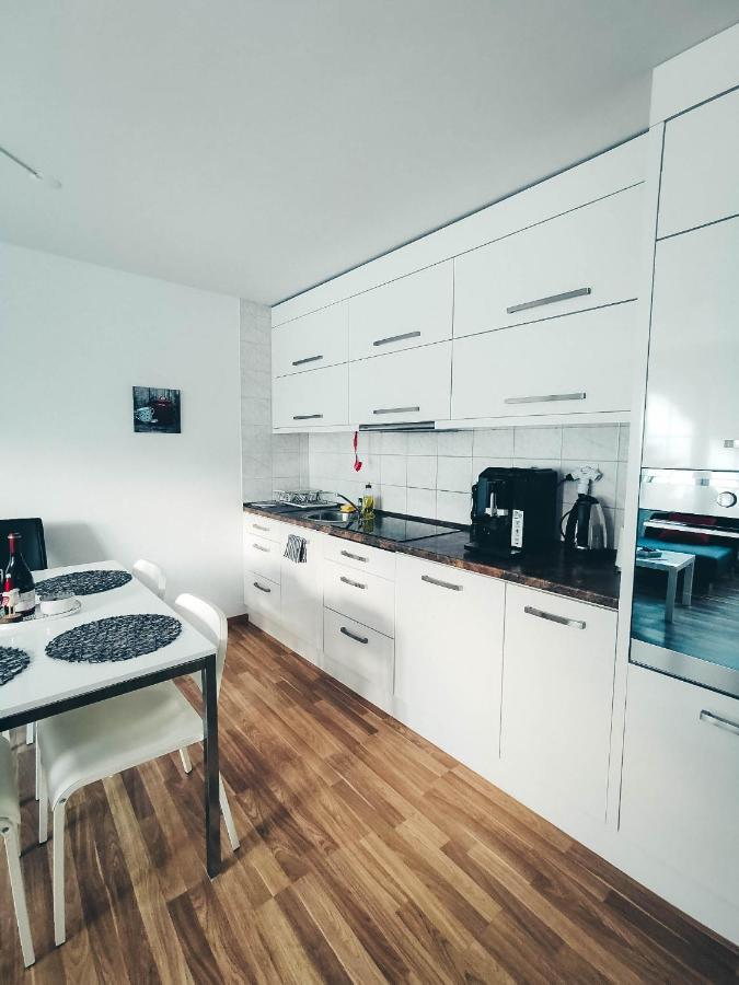 4P Apartment Andermatt Buitenkant foto